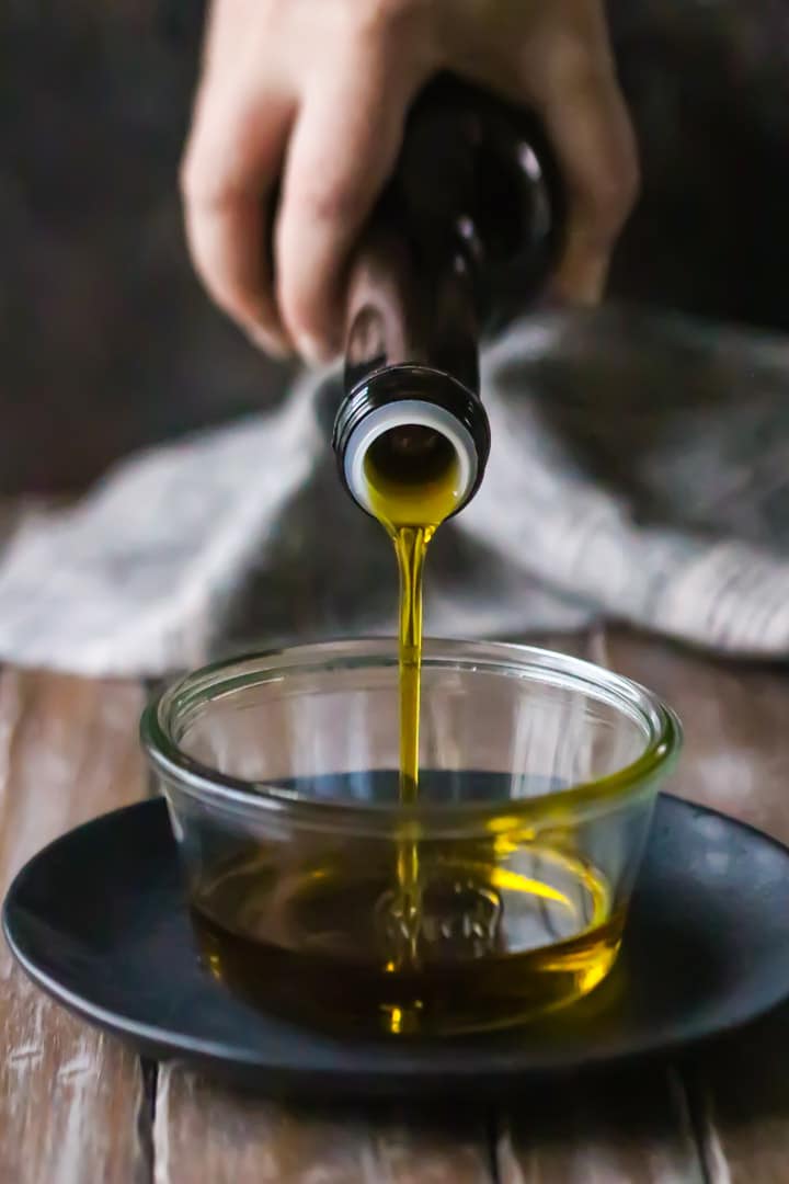 olive-oilvertical